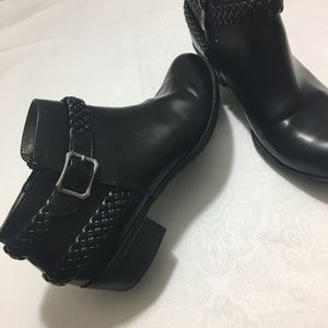 Life Stride Memory Foam Booties Size 8/Black